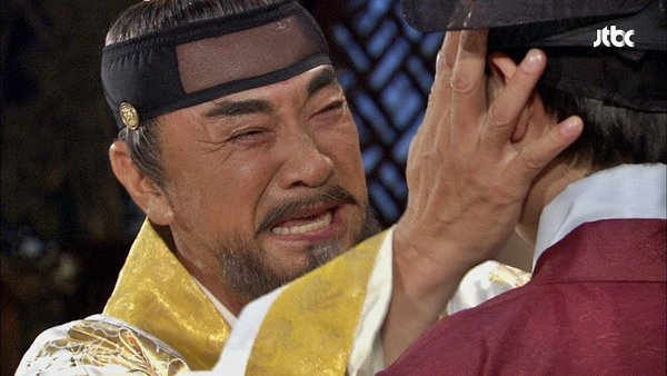 이덕화 사극 격한 격하게 왕 얼굴잡고 오열 통곡 눈물 하소연
<script src=