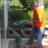 짜아증 짜증 맥주 할아버지 황당 열받음 짜증나 공사 덜덜덜 열받아 짜증나
<script src=