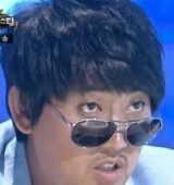 이승철 표정 뭐지 저 물건은 황당한 상황 안경 선그라스 벗고 눈빛 스퍼스타K 미친놈 봤을때
<script src=